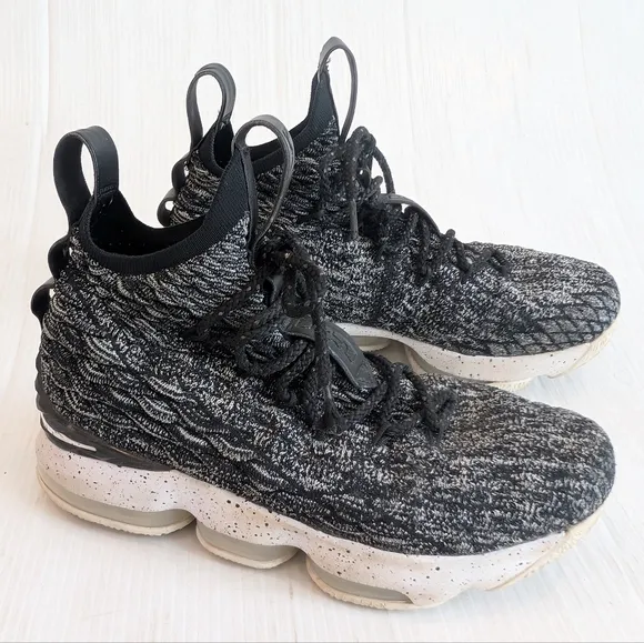 NIKE Lebron 15 X5 GS &quot;Ashes&quot; Black and White Oreo High Top Sneakers Youth Size 6