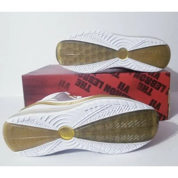 Nike LeBron 7 QS China Moon 2020 White/Metallic Gold Shoes CU5646-100 Mens Sz 9