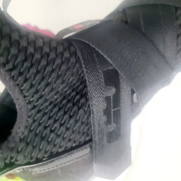 Nike LeBron Soldier 12 SFG Black Rose high top sneakers Size 10