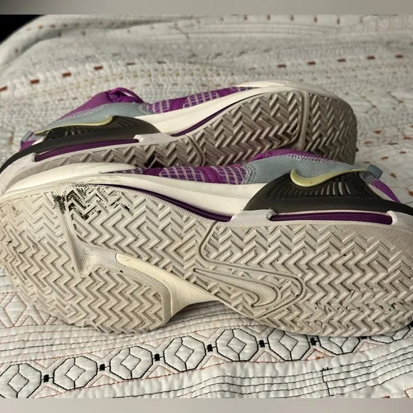 Nike Lebron Witness 7 Mens Basketball Shoes Fuchsia/White Men Size 9.5 Sneakers
