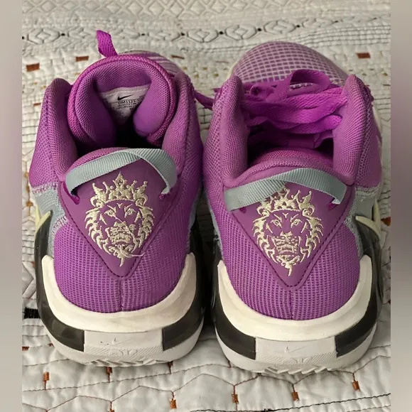 Nike Lebron Witness 7 Mens Basketball Shoes Fuchsia/White Men Size 9.5 Sneakers