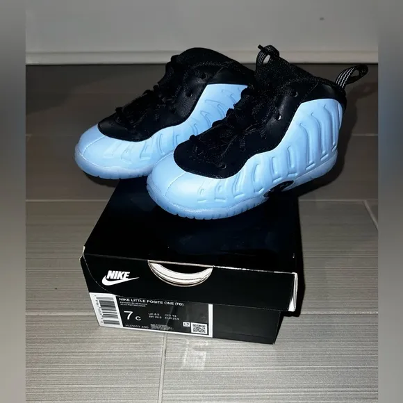 Nike Little Posite One Kids' Shoes Black/Blue NOT EVEN ON STORE SHELVES YET NWT