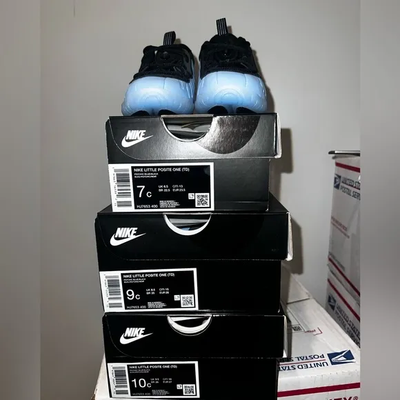 Nike Little Posite One Kids' Shoes Blue/Blk NOT ON STORE SHELVES YET NWT 10 c