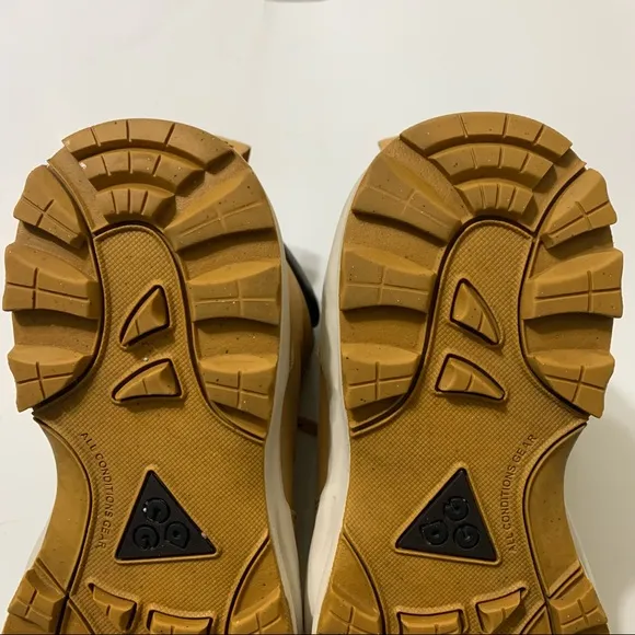 Nike Manoa ACG Leather Haystack Shoes Boots 454350-700 Men’s Size 7 Tan Leather
