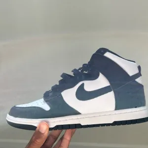 Nike Panda high top sneakers