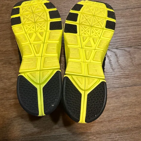 Nike Running Shoes Free Trainer 3.0 V4  Athletic Black Yellow Mens 11.5