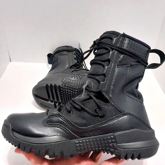 Nike SFB Field 2 8&quot; Tactical‎ Boots, NEW, 8W|6M|EUR 38.5