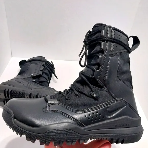 Nike SFB Field 2 8&quot; Tactical‎ Boots, NEW, 8W|6M|EUR 38.5