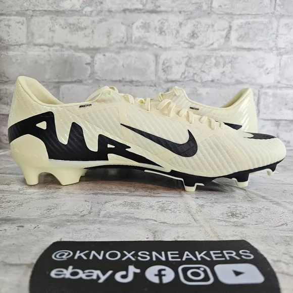 Nike Vapor 15 Academy FG/MG Lemonade Black DJ563-700 Men's Size 11.5