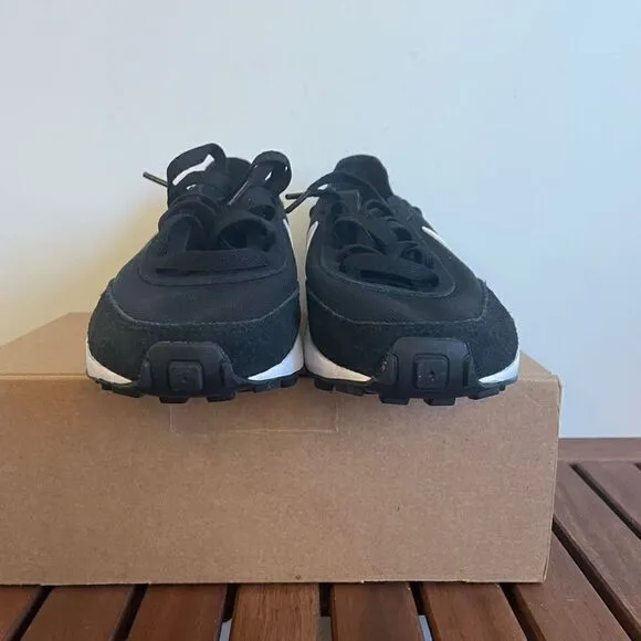 Nike Waffle One mesh sneakers Black Women size 6.5(DC2533-001)