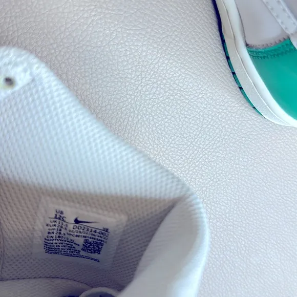 Nike White and Teal High-Top Sneakers