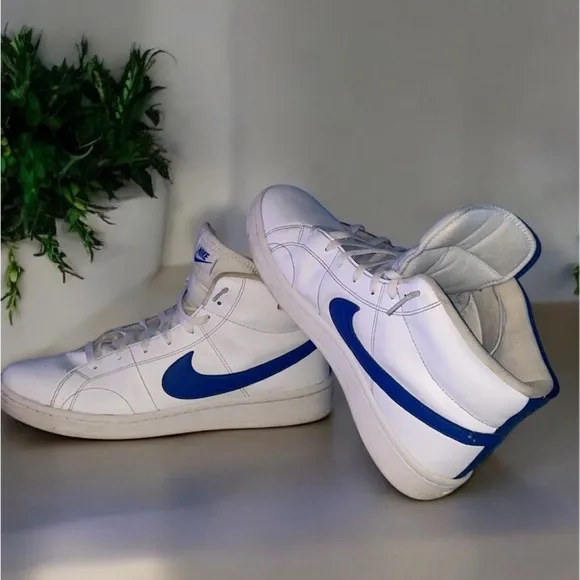 NIKE WHITE BLUE CHECK MID TOP SNEAKERS