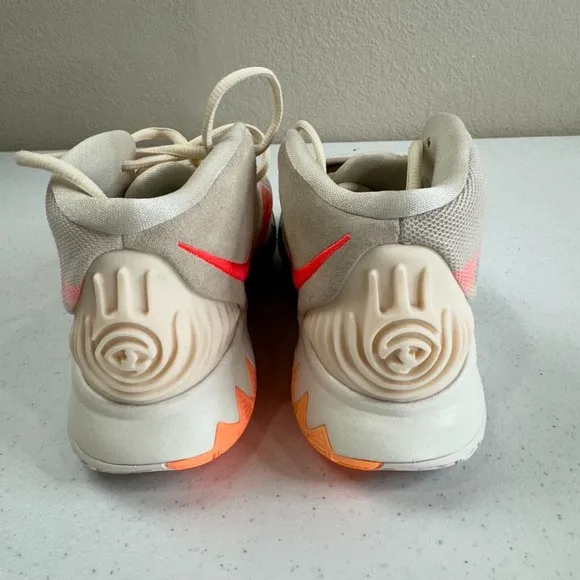 Nike Women's Kyrie 6 N7 Light Cream Flash Crimson Sail Sneaker Shoes Size 4