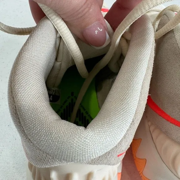 Nike Women's Kyrie 6 N7 Light Cream Flash Crimson Sail Sneaker Shoes Size 4