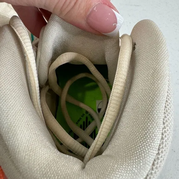 Nike Women's Kyrie 6 N7 Light Cream Flash Crimson Sail Sneaker Shoes Size 4