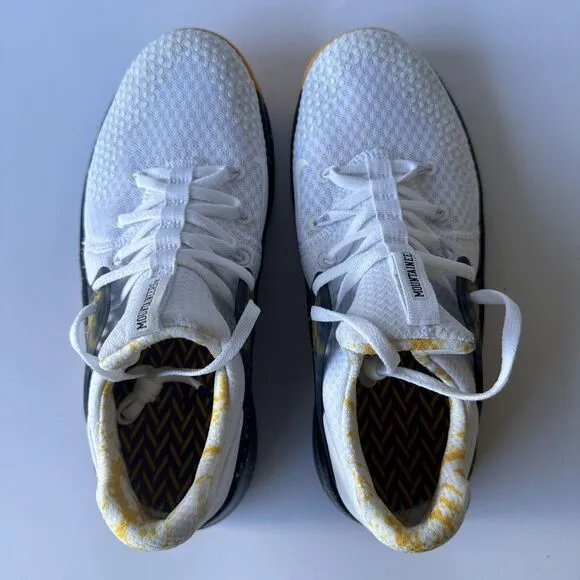 NIKE WVU West Virginia Mountaineers Shoes Men's Size 7 Women's 8.5 Slip On