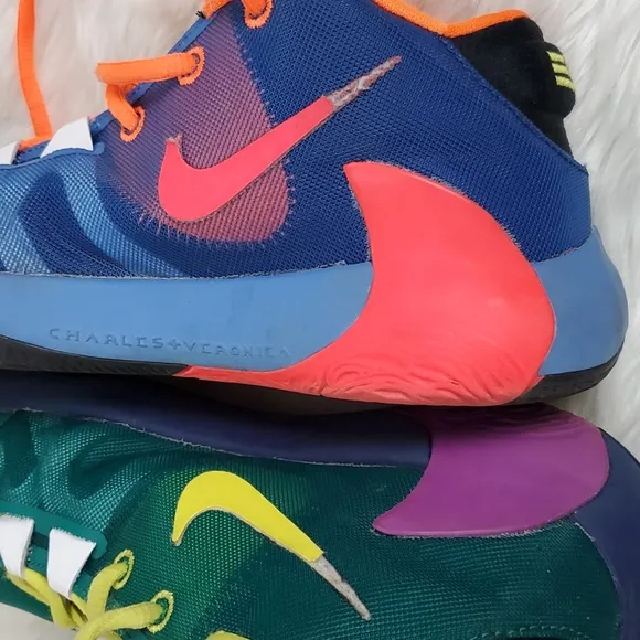 Nike Zoom Freak 1 Multi Total Kids Basketball Kids shoes sneakers size 5.5Y
