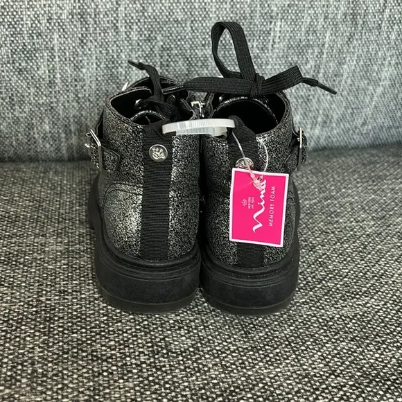 Nina Girl's Weslyn Black Glitter booties
