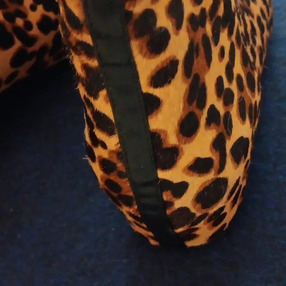 Nine West Leopard Leather Booties Size 9