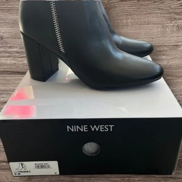 Nine West Trike Block Booties Classic Black Leather Ankle Boots Women's 9