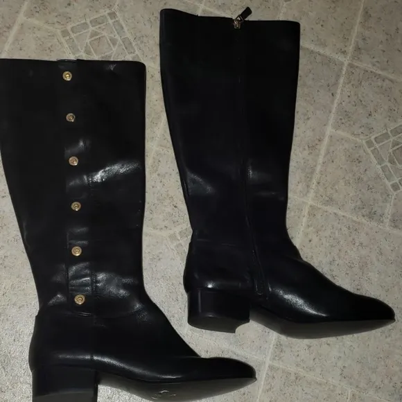 Ninewest NWT black knee high leather emblem bo…