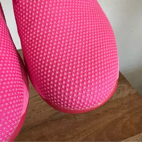 NoBull High Top Neon Pink Trainers Size 7.5
