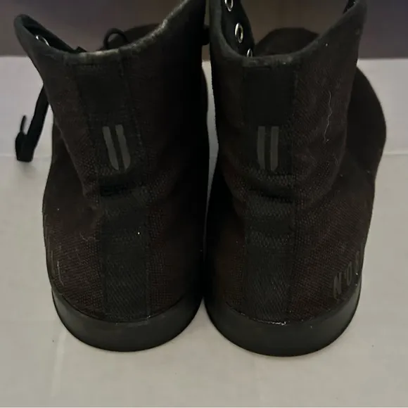 Nobull High top Trainer Sneakers