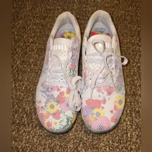 NOBULL Project Super Blossom SF Trainer   Low Size Women’s 8.5