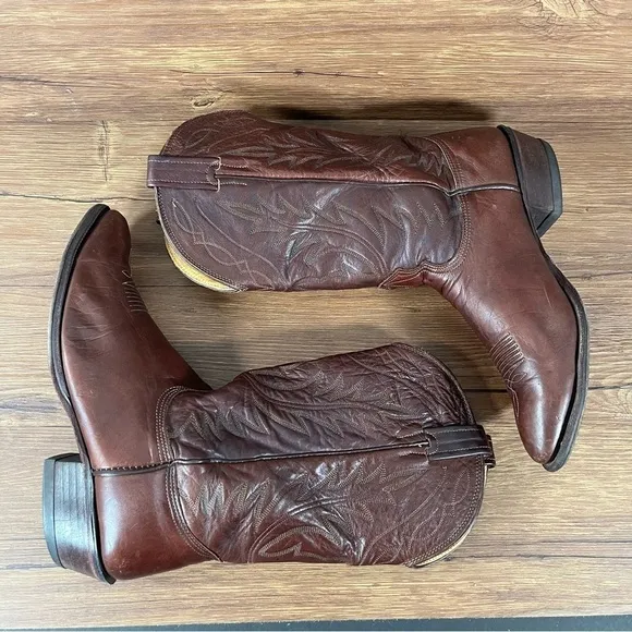 Nocona Boots Made in USA Brown Leather Cowboy Boots Men’s Size 10 Shoes Western