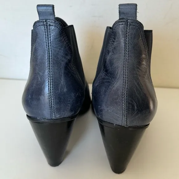 Nordstrom Fidji Navy Blue Leather Ankle Wood Heel Bootie Shoes EU Size 41.5
