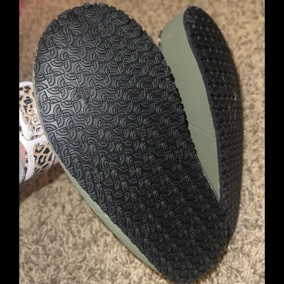 North Face Thermoball Traction Mule 2 Kids Camo Slipper Sz 1
