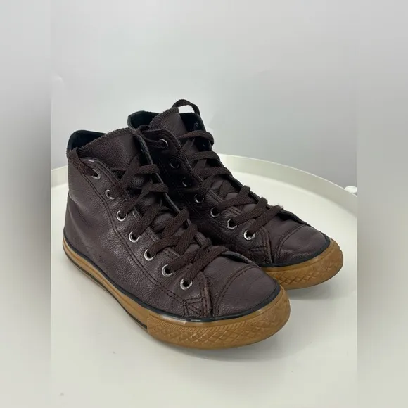 NWOB Burgundy Leather Converse High Top Youth Sneakers Purple 2