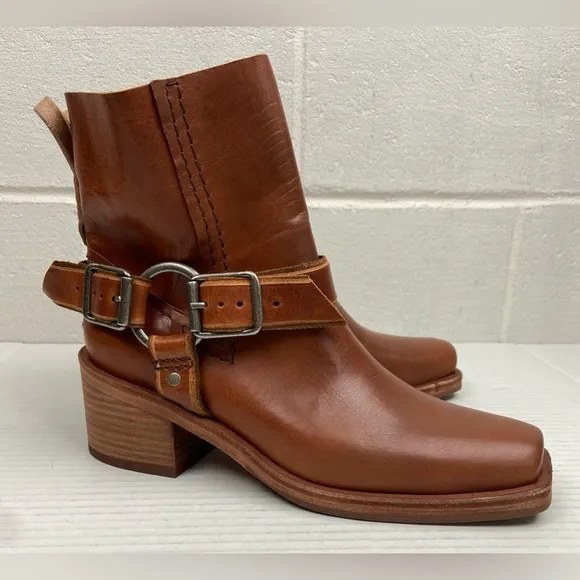 NWOB Free People We The Free Briggs Crop Rider Leather Harness Ankle Boots Brown