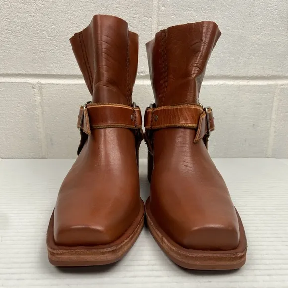 NWOB Free People We The Free Briggs Crop Rider Leather Harness Ankle Boots Brown