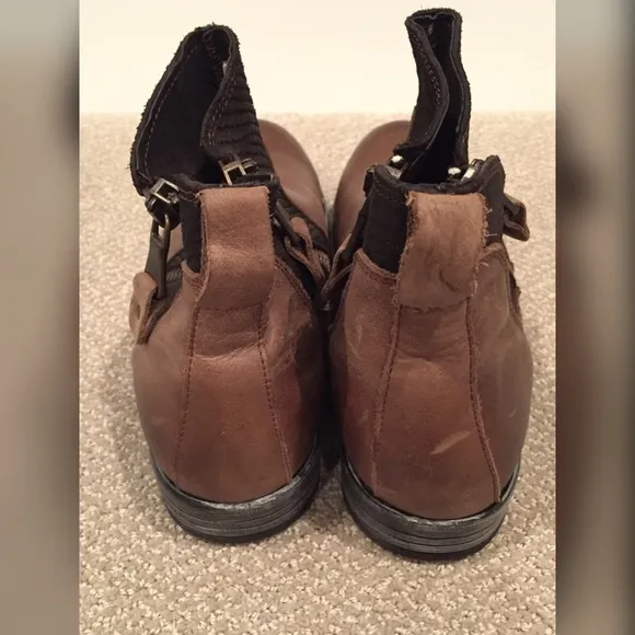 NWOB GBX Brown to Black Ombré Boots Size 11