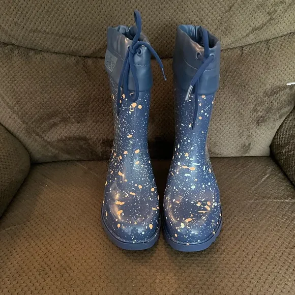 NWOB MINI MELISSA Kids Rain Boots Size 2 Unisex