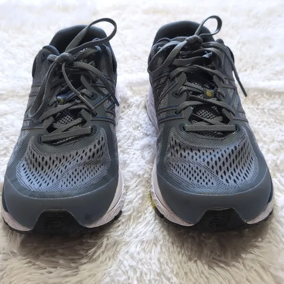 NWOB New Balance 4E Grey 840v5 Extra Wide Running Shoe