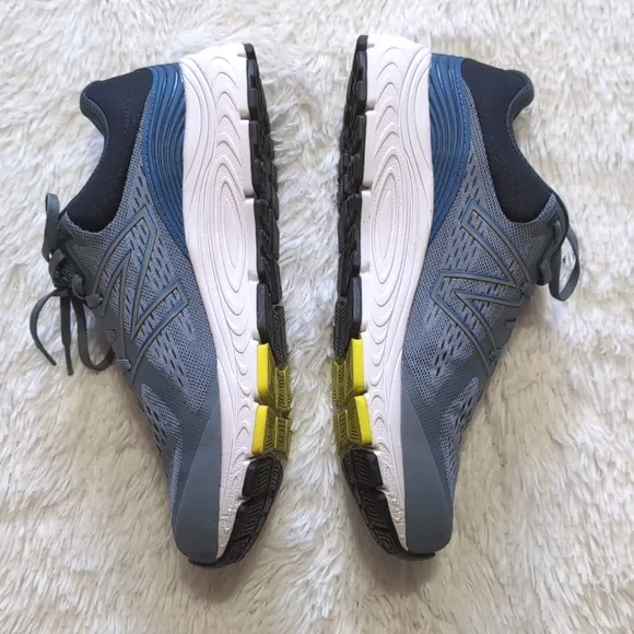 NWOB New Balance 4E Grey 840v5 Extra Wide Running Shoe