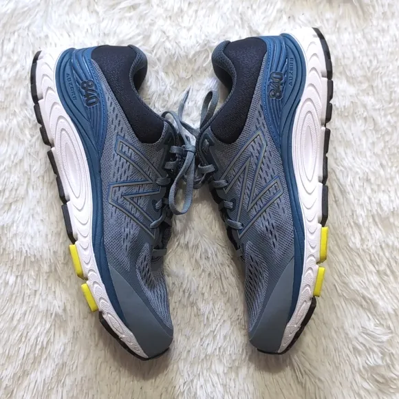 NWOB New Balance 4E Grey 840v5 Extra Wide Running Shoe