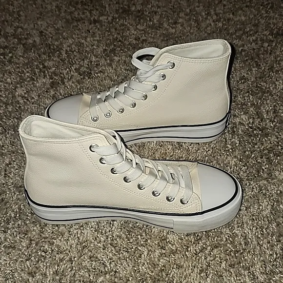 NWOB  Rock &amp; Candy Platform Hightop Sneakers