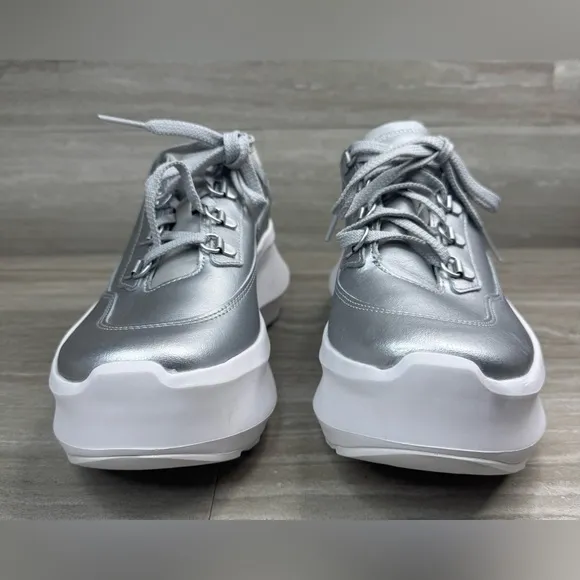 NWOB Salomon X Comme des Garçon SR811 Silver Platform Sneakers Women’s 8.5