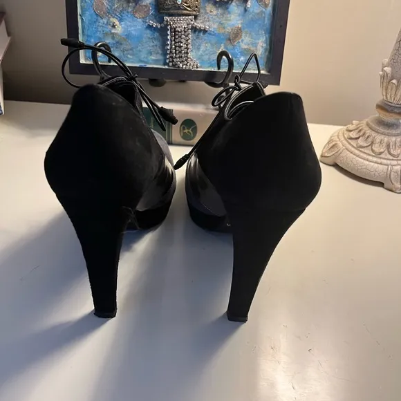 NWOB | Stuart Weitzman Platform Booties!!