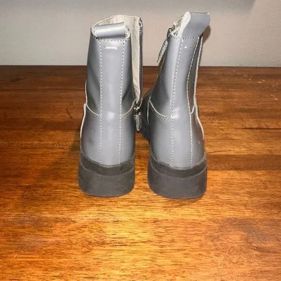 NWOB Eileen Fisher Floyd Boots