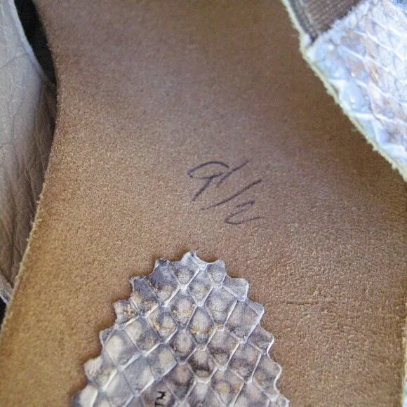 NWOB Snake Print Wedge Sandals
