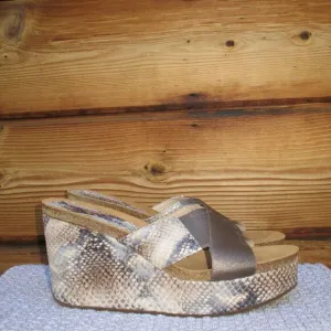 NWOB Snake Print Wedge Sandals