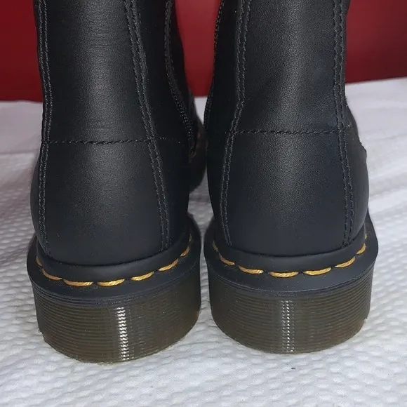 NWOT DR. MARTENS 1914 VONDA BOOTS2BA5​​​​​​