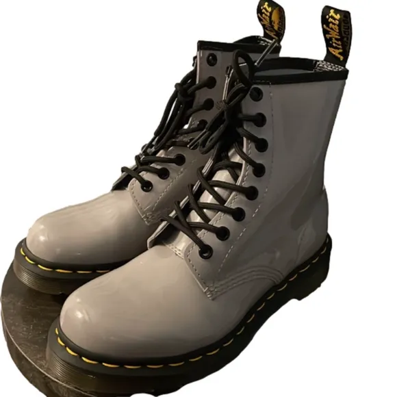 NWOT DR. MARTENS GREY PATENT LEATHER BOOTS. SIZE 6