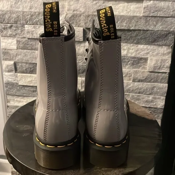 NWOT DR. MARTENS GREY PATENT LEATHER BOOTS. SIZE 6