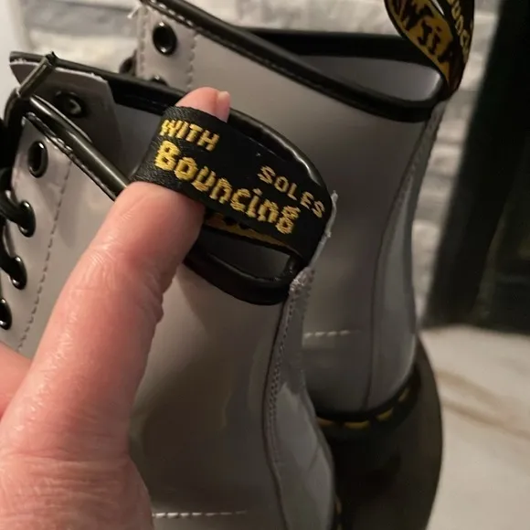 NWOT DR. MARTENS GREY PATENT LEATHER BOOTS. SIZE 6