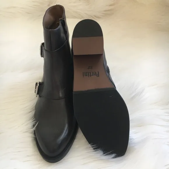 NWOT Italian leather Boots